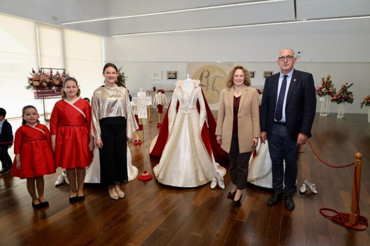 Lucia Mora, reina del Encuentro de la Semana Santa de Torrent desvela su vestido