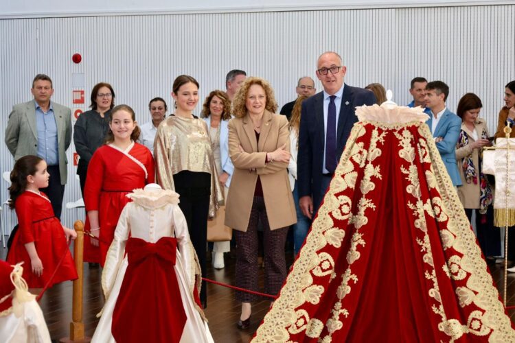 Lucia Mora, reina del Encuentro de la Semana Santa de Torrent desvela su vestido