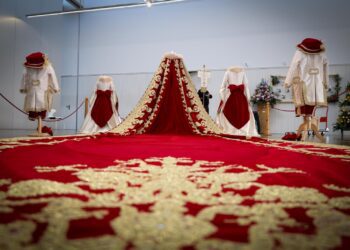 Lucia Mora, reina del Encuentro de la Semana Santa de Torrent desvela su vestido