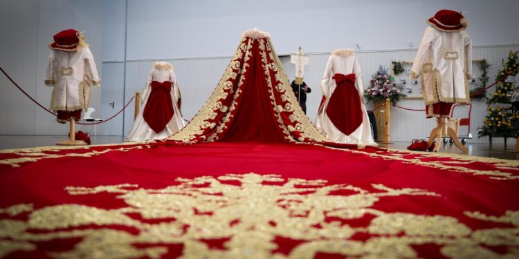 Lucia Mora, reina del Encuentro de la Semana Santa de Torrent desvela su vestido