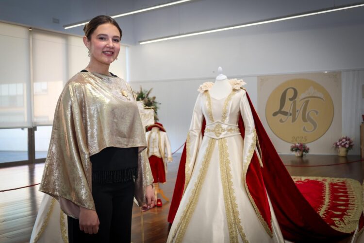Lucia Mora, reina del Encuentro de la Semana Santa de Torrent desvela su vestido