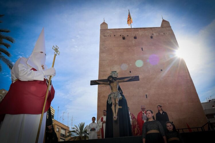 Torrent se prepara para la Procesión del Santo Entierro este Viernes Santo