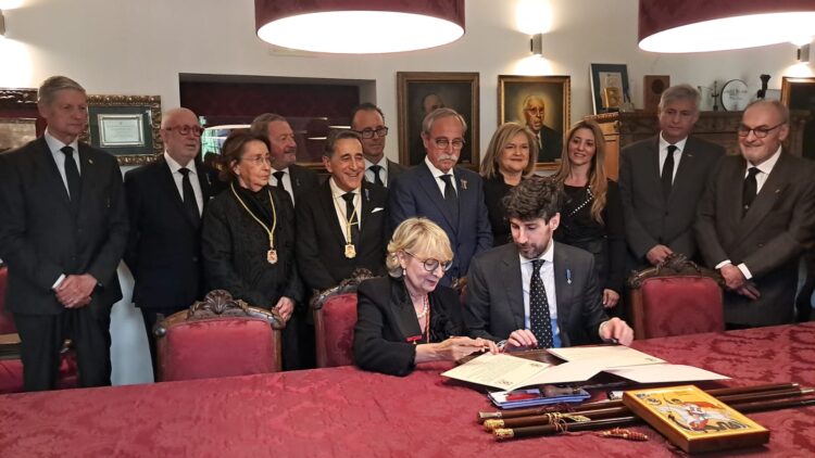 La processó de Sant Jordi recorre el cor del Cap i Casal