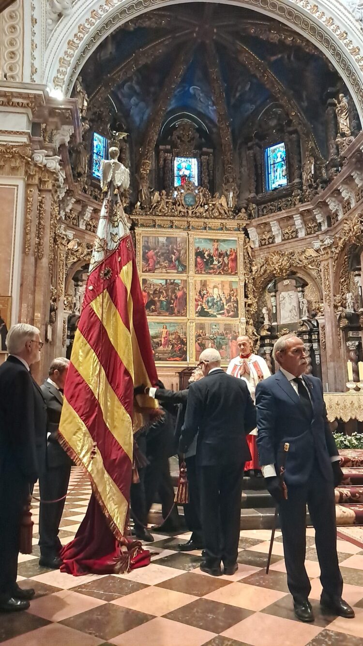La processó de Sant Jordi recorre el cor del Cap i Casal