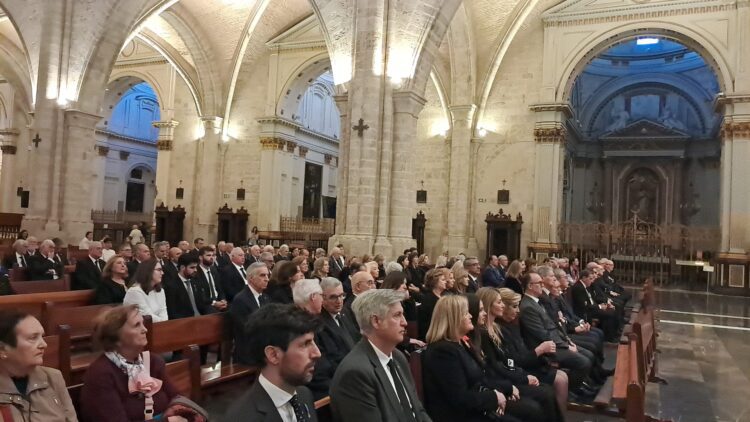 La processó de Sant Jordi recorre el cor del Cap i Casal