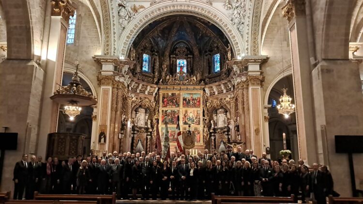 La processó de Sant Jordi recorre el cor del Cap i Casal