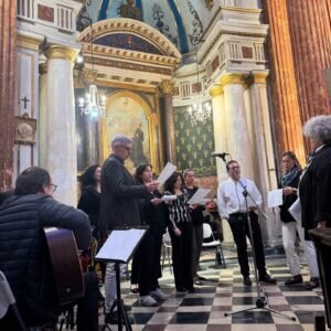 Celebración de la Primera Comunión en Escuelas Pías Valencia 3 495209086 18064597511002766 7403900039536940430 n