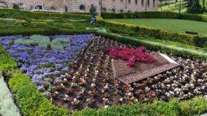 El arte florece en los Jardines Vaticanos 3 502163142 1101129375373929 4661600434810412134 n