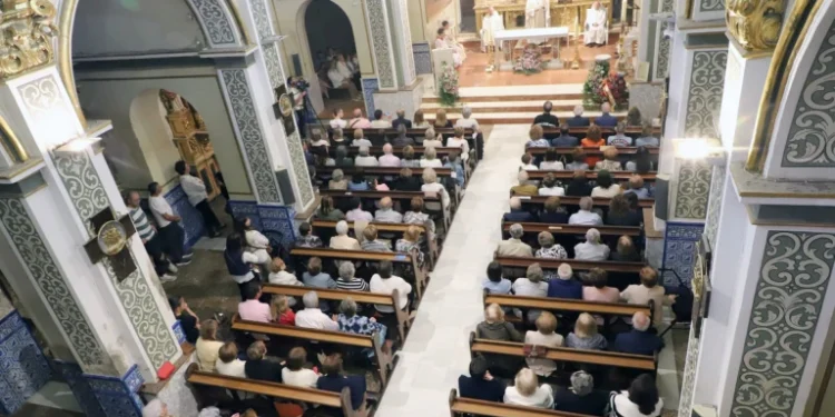 Reabre la parroquia de Picanya, en Valencia, tras ocho meses cerrada al culto por la trágica Dana