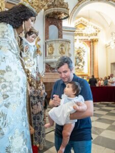 Gente en el Besamanos 2