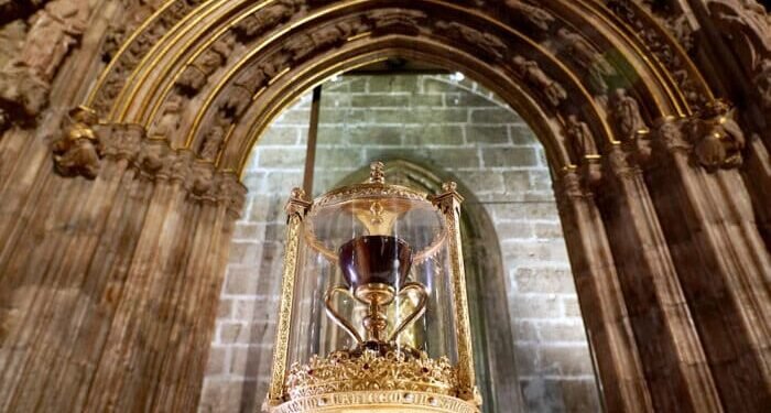 Salida extraordinaria del Santo Cáliz a San Juan de la Peña y Jaca estará expuesto en el Monasterio de San Juan de la Peña y en la Catedral de Jaca el 15 y 16 de julio