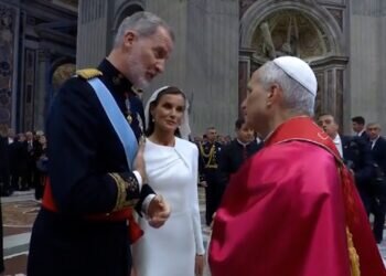 Los Reyes de España asisten a la Misa de incio de Pontificado del Papa León XIV