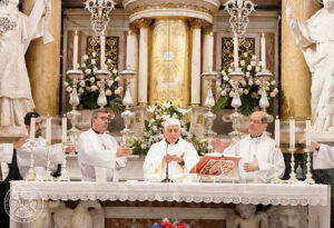 Besamanos sacerdotes 2024 1