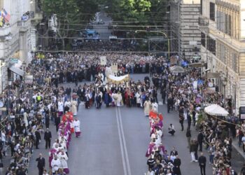 León XIV presidirá la liturgia en el atrio de la basílica lateranense