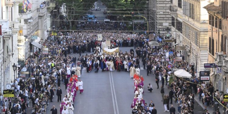 León XIV presidirá la liturgia en el atrio de la basílica lateranense