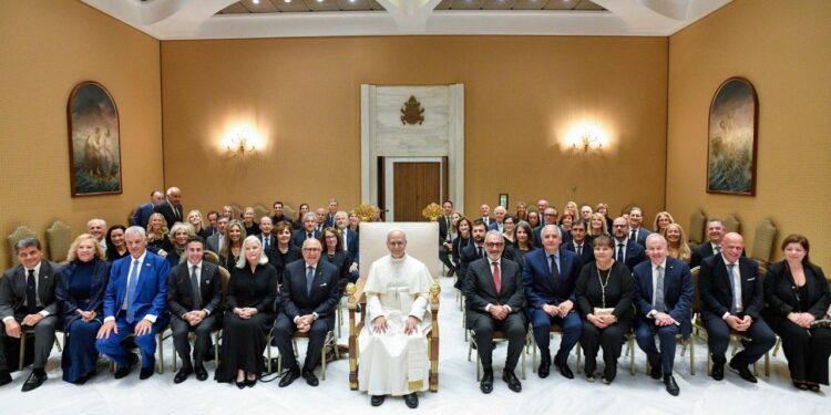 El Papa: La esperanza sostiene en las dificultades y abre al futuro