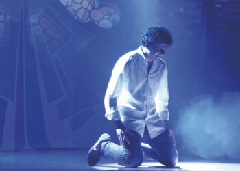 ‘Original. el paso de Carlo’: el musical que llena teatros en España para dar a conocer al santo ‘millennial’