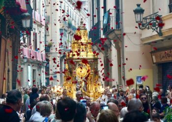 El Arzobispo preside la solemnidad del Corpus Christi en Valencia, celebración, sentimiento y emoción