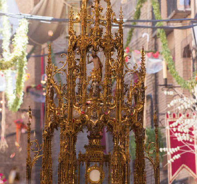 La procesión del Corpus Christi en Toledo, solemnidad católica, eucarística de tradición muy antigua