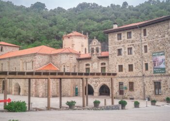 Camino Lebaniego: cultura de España, naturaleza y la cruz de Cristo