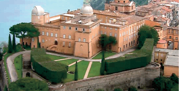 Castel Gandolfo: Historia y curiosidades de la residencia de verano del Papa