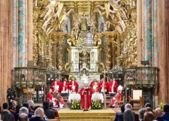 Galicia renovó su ofrenda con un mensaje de unidad, justicia y fraternidad