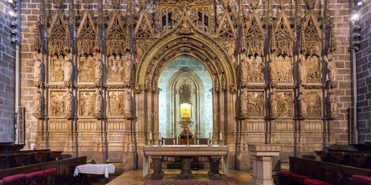 Salida extraordinaria del Santo Cáliz de Valencia a San Juan de la Peña y Jaca, este martes y miércoles