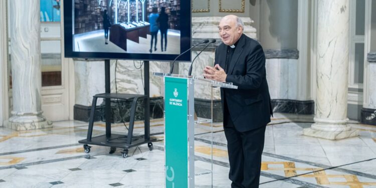 El Arzobispo de Valencia, Mons. Enrique Benavent, ha asistido al acto de presentación de la museografía del futuro Centro de Interpretación del Santo Cáliz