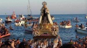 Escapulario de la Virgen del Carmen, un signo de devoción infinita, historia y tradición 5 virgen del carmen marineros