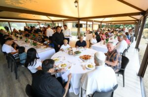 Almuerzo con el Papa 3