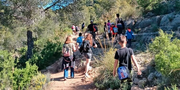Cáritas Valencia apoya la participación de 390 niños y niñas en actividades de verano