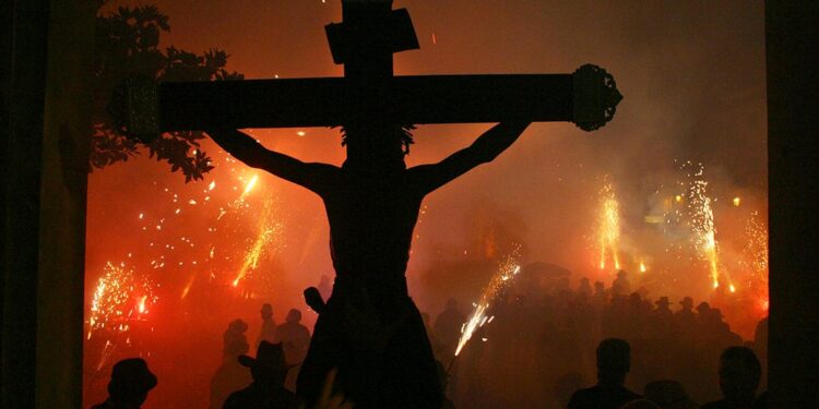 Paterna (Valencia) celebra el Centenario de la Coronación del Santísimo Cristo de la Fe 1 Paterna (Valencia) celebra el Centenario de la Coronación del Santísimo Cristo de la Fe