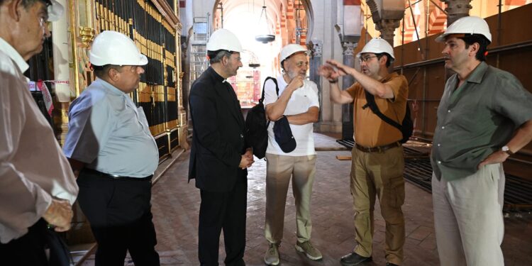 ICOMOS España elogia la actuación del Cabildo ante el incendio de la Mezquita Catedral de Córdoba