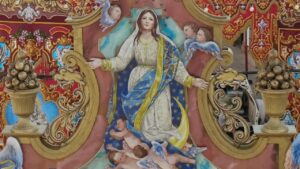 La Virgen Maria asunta al cielo