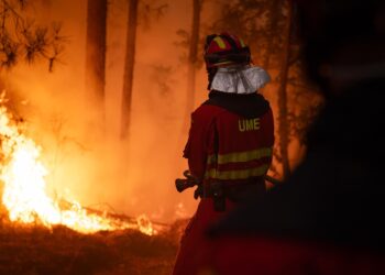Devastadora ola de incendios en Galicia destruye dos iglesias en O Barco de Valdeorras (Ourense): "La reconstrucción parece un desafío"