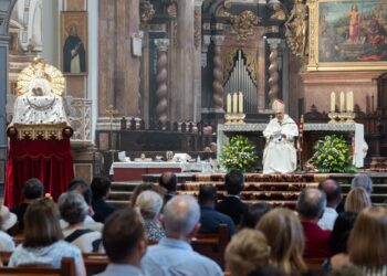 El Arzobispo de Valencia, monseñor Enrique Benavent preside la solemnidad de la Asunción Advocación a la que fue dedicada el templo en el siglo XIII