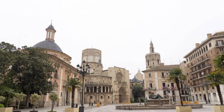 La Basílica de Valencia dedica este domingo la eucaristía por la Jornada Mundial del Turismo