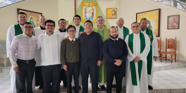 Cinco nuevos prenovicios en México