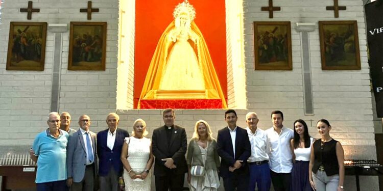 La devoción a la Virgen de los Desamparados unen Valencia y Almería