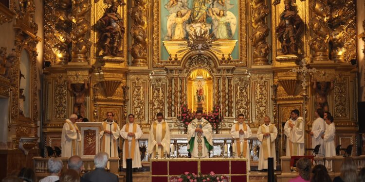 La Ciudad de Torrent concluye las fiestas en honor a la Mare de Déu del Pòpul en el año de su 25 aniversario