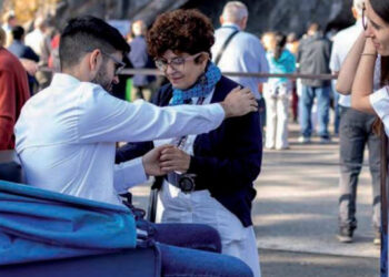 El Santuario de Lourdes renueva sus icónicos carros azules