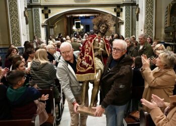 Picanya (Valencia) celebra el regreso de la imagen de su patrón, el Ecce Homo restaurado tras la DANA