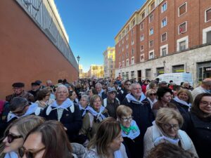 El Obispo D. Casimiro, recibido por el Papa León en la Audiencia General durante la Peregrinación Diocesana 2 IMG 20251114 WA0038