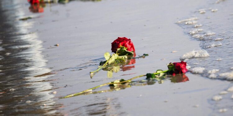 Música y poesía, un réquiem universal por las víctimas de todas las guerras