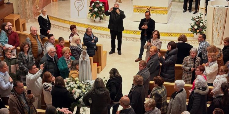 Finaliza el peregrinaje de la Virgen de Fátima, en las parroquias de Andorra y en la Catedral