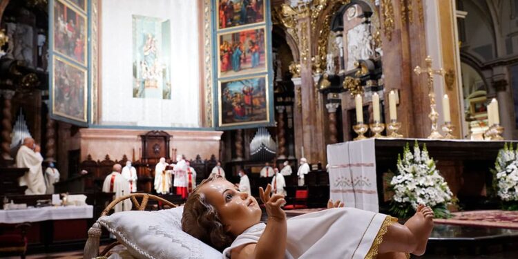 La Catedral de Valencia acogerá la tradicional Misa del Gallo, este miércoles, presidida por el Arzobispo 1 La Catedral de Valencia acogerá la tradicional Misa del Gallo