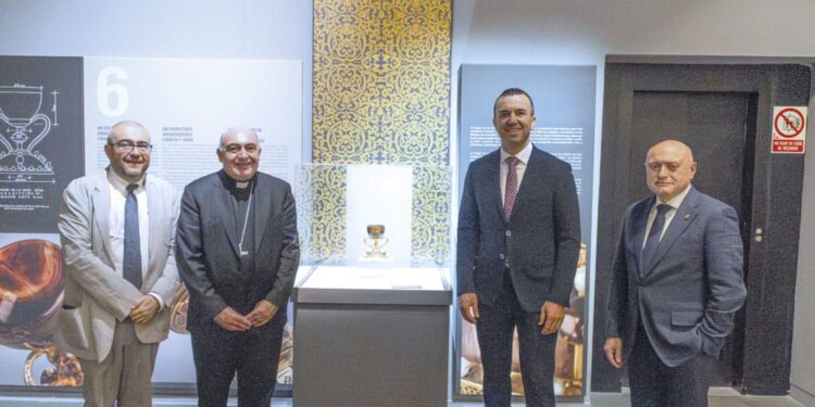El MuVIM revive la memoria del Santo Cáliz y descubre sus múltiples significaciones