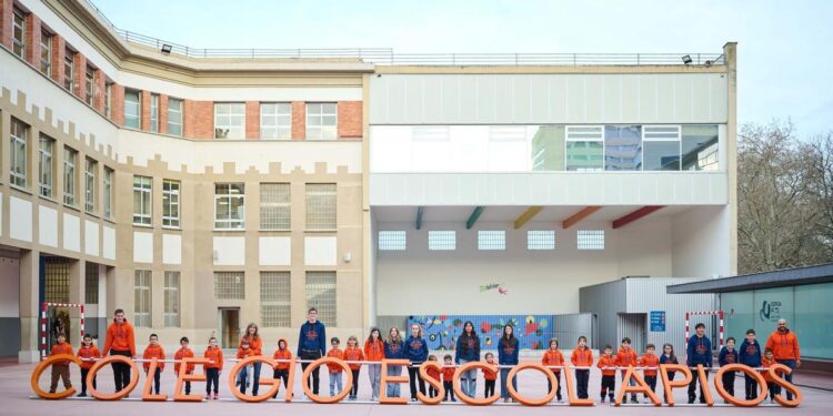 El colegio Escolapios-Calasanz de Pamplona reconocido y galardonado
