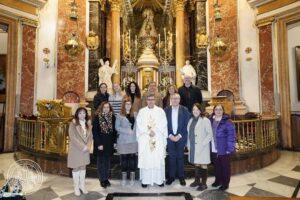 La Basílica de Valencia recibe la visita de representantes del Monasterio de Montserrat 2 basilica monserrat 9